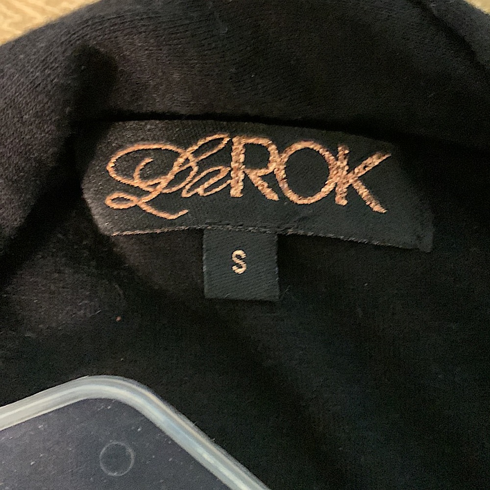 LaRok Short Sleeve Black Shirt Size S - Picture 5 of 5